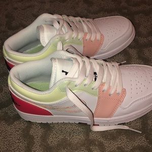 Nike Air Jordan 1 Low GS- White Ember Glow